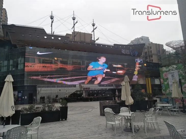 P25 LED Media Facade Display